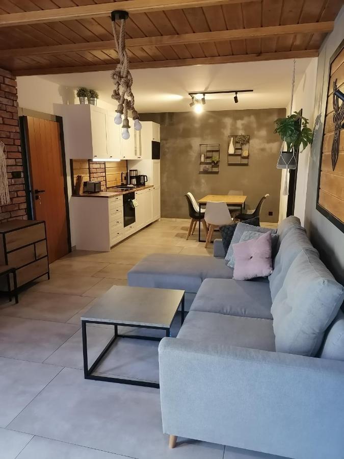 Apartamento Apartament Jelen Złotów Exterior foto